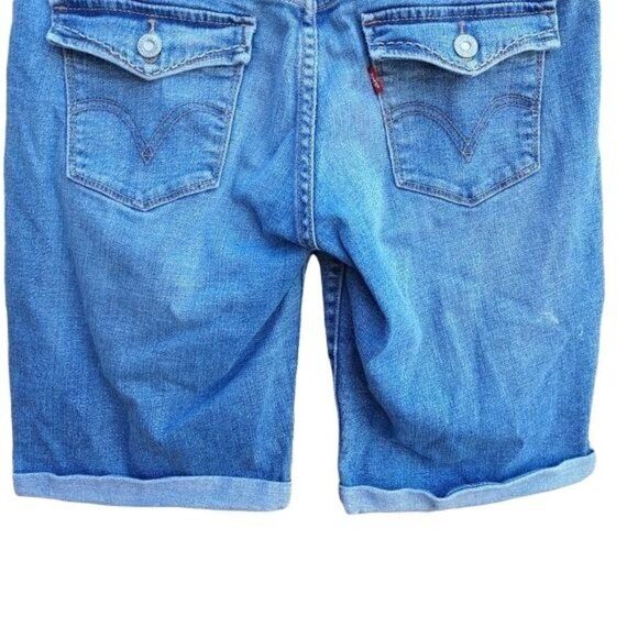 Levi's Shorts Womens 4 515 Bermuda Cuffed Hem Light Wash Long Jeans 5 Pocket - Picture 9 of 10